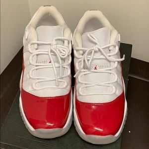 Air Jordan 11 Retro Low